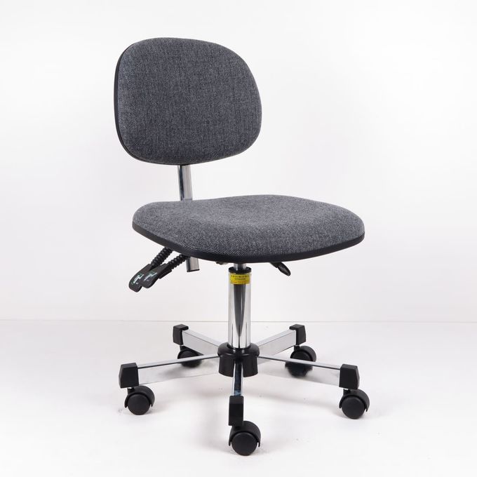 3 o 2 sedie ergonomiche del tessuto grigio ESD di adeguamento di livelli che sollevano sedia con le macchine per colata continua
